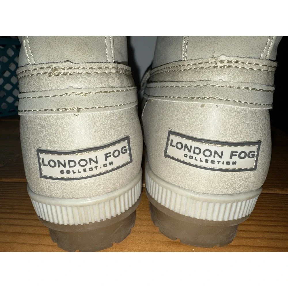 London Fog Winter‎ White Boots Ladies  Size 7, Style: Milly